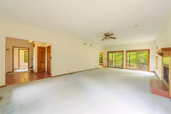 Baroda, MI 49101,10109 Lauer Road