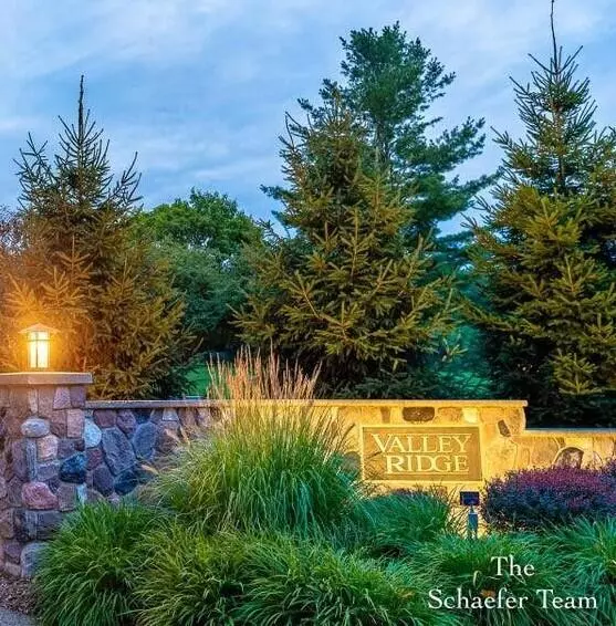 7277 Weathersfield NE Court, Ada, MI 49301