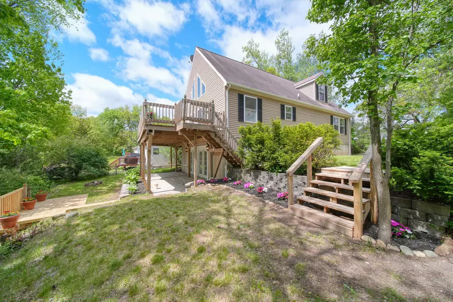 10771 Woodbrook Drive, Cement City, MI 49233