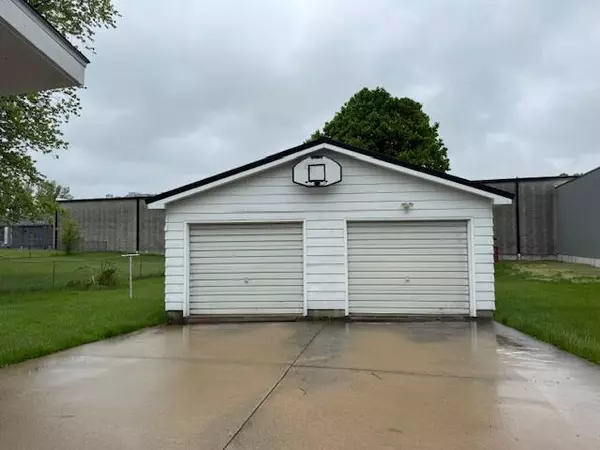 Reed City, MI 49677,723 S Mill Street