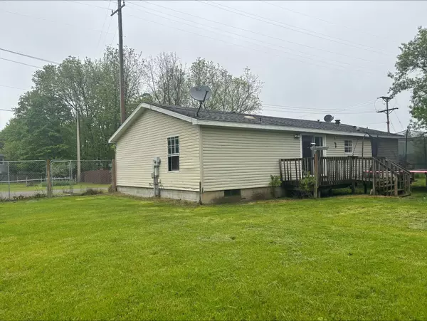 Eaton Rapids, MI 48827,815 Hyatt Street