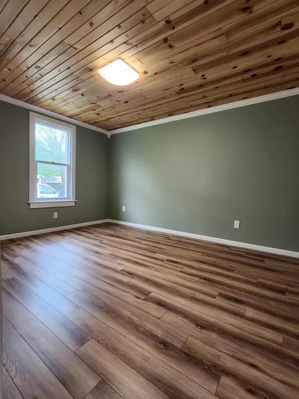 Kent City, MI 49330,271 S Main Street