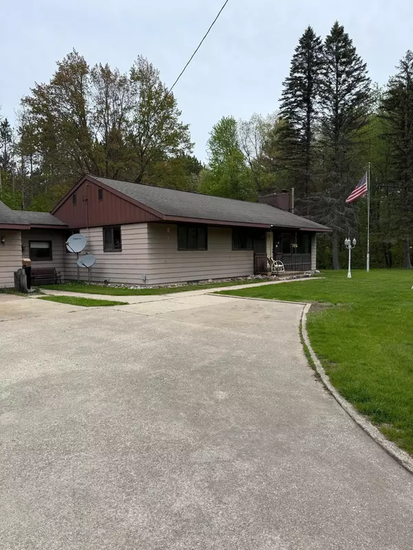 Manistee, MI 49660,3104 Chippewa Highway