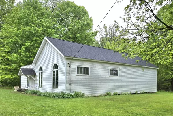 Paw Paw, MI 49079,41962 County Road 653