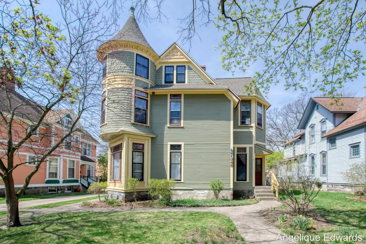 Grand Rapids, MI 49503,345 Paris SE Avenue