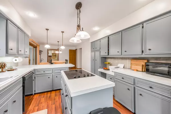 Grandville, MI 49418,3045 Honeywood SW Drive
