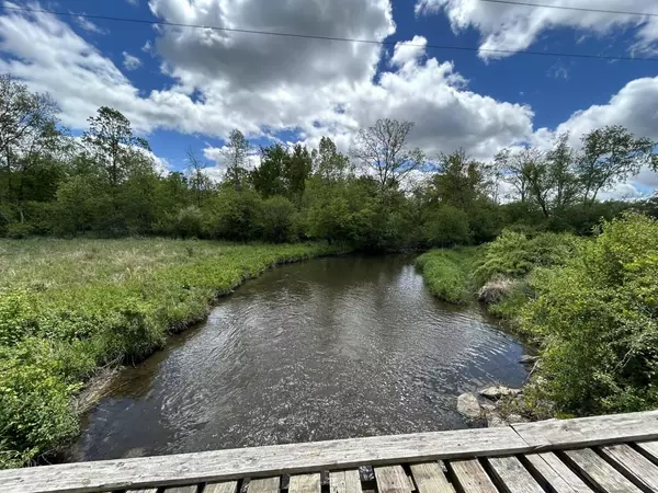 Hillsdale, MI 49242,V/L Half Moon Lake Road