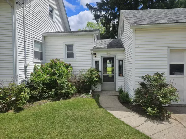 Grand Ledge, MI 48837,527 Jones Street