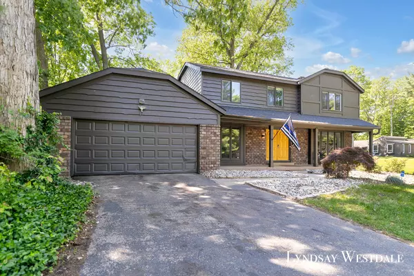 Grand Rapids, MI 49546,6774 Woodbrook SE Drive