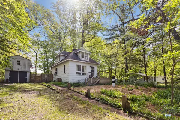 New Buffalo, MI 49117,18335 Oakland Drive
