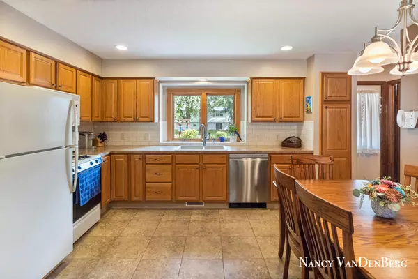 Hudsonville, MI 49426,2857 Autumn Court