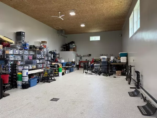 Holland, MI 49423,267 W 40th Street #110