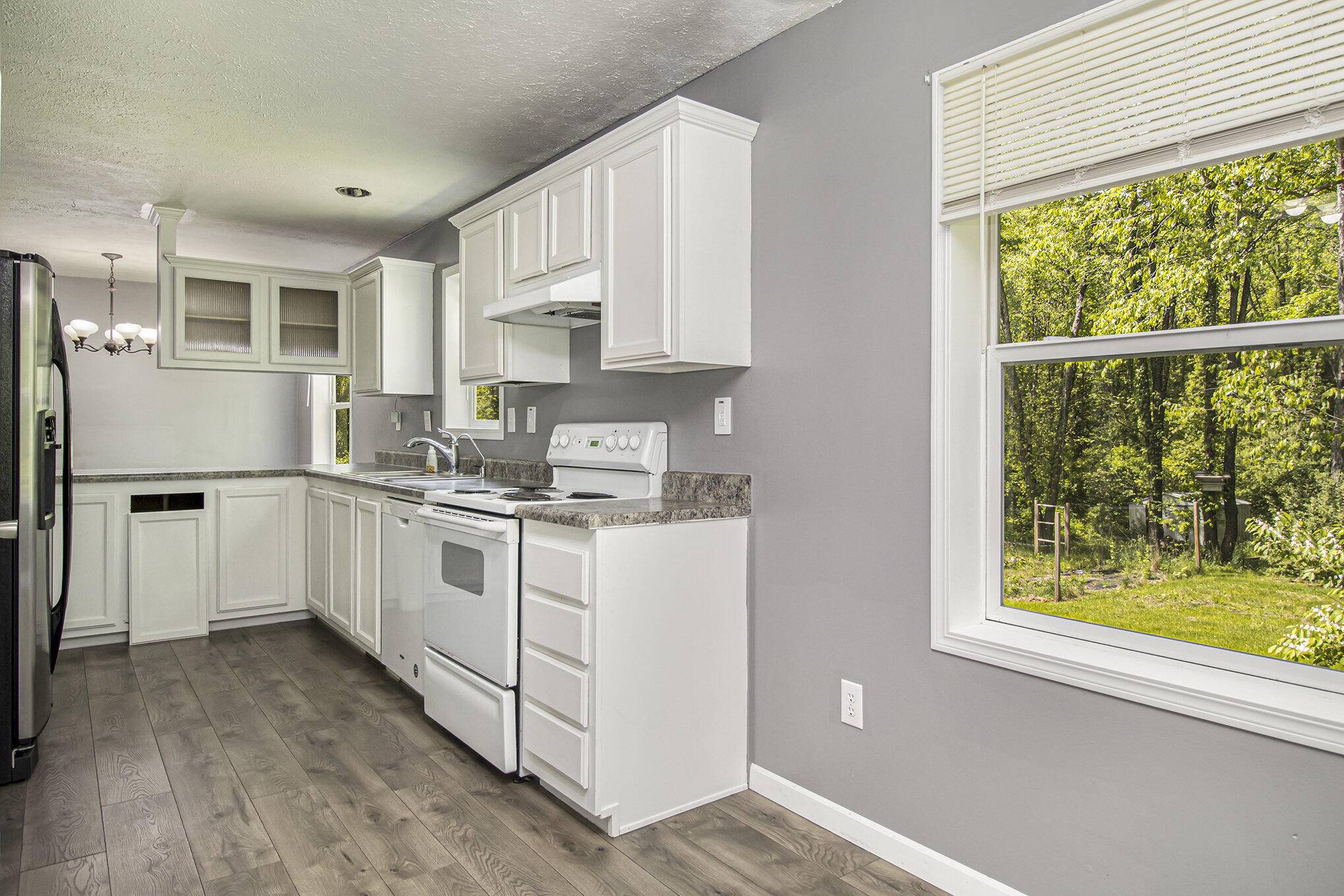 Augusta, MI 49012,7929 N 48th Street