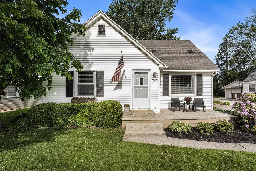 5565 Park Avenue, Hudsonville, MI 49426