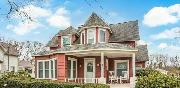 724 Wilson Street, South Haven, MI 49090