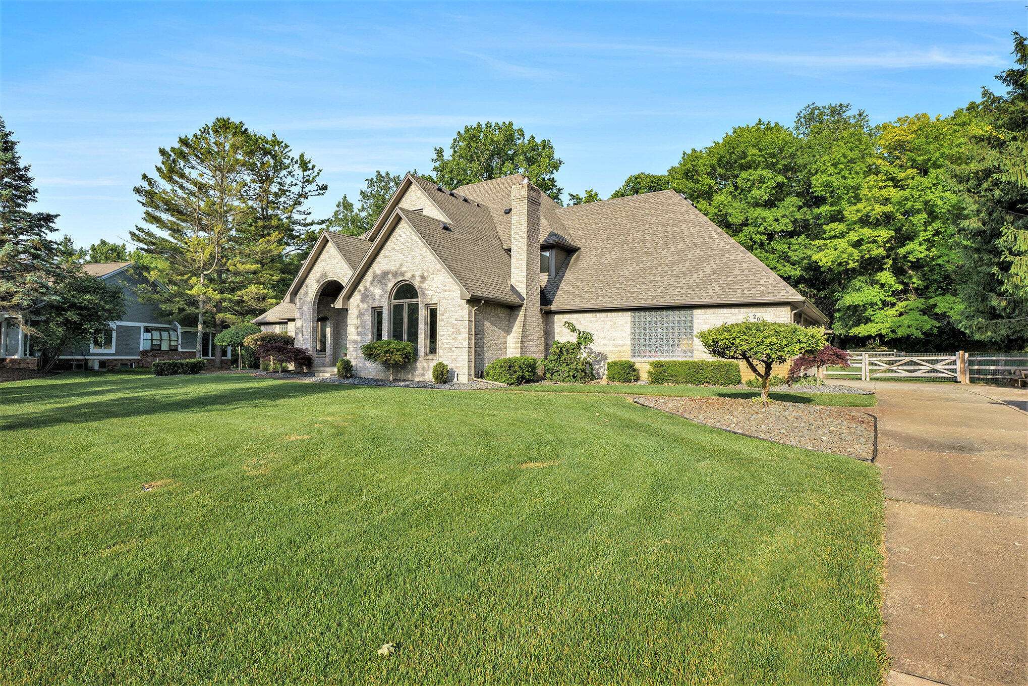 Washington, MI 48094,2032 Dean Drive