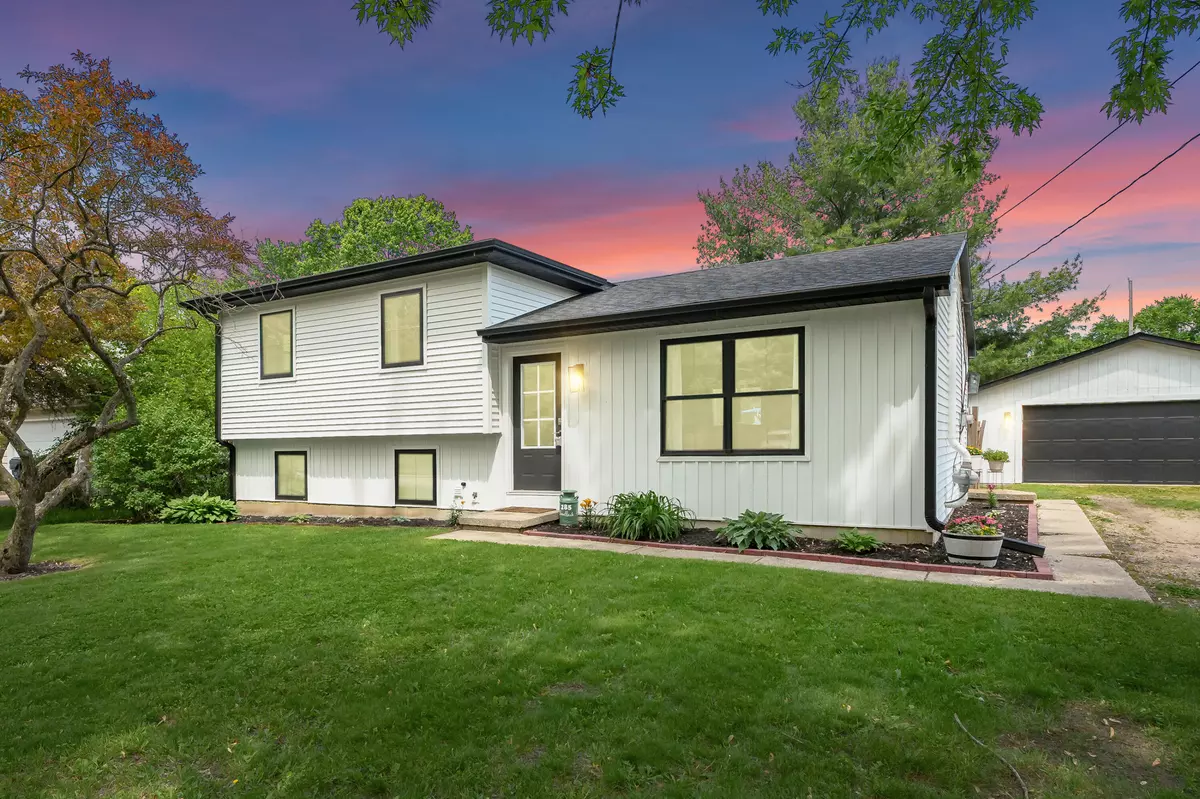 Galesburg, MI 49053,285 Woodlark Street