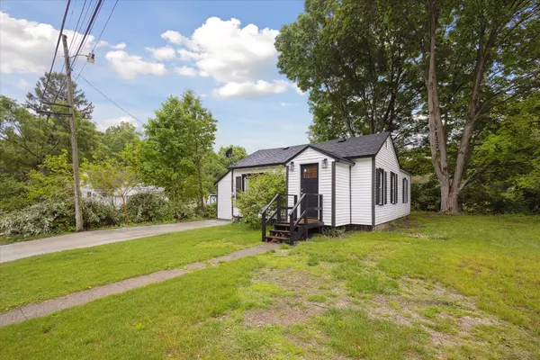 Benton Harbor, MI 49022,932 Enders Avenue