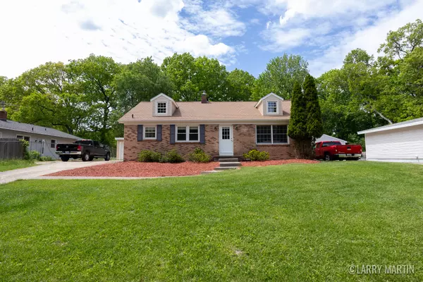 Wyoming, MI 49519,2153 Greenview SW Court