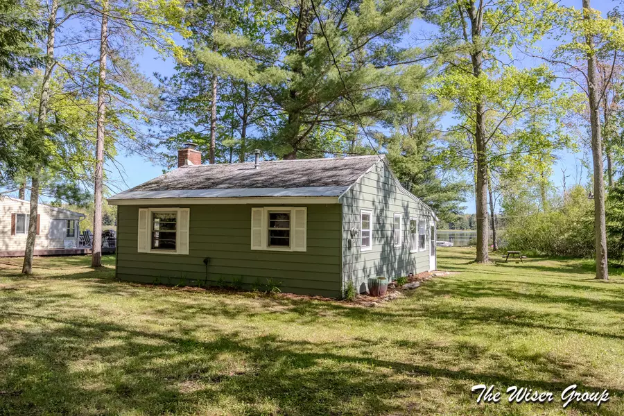 1261 W Channel Street, Bitely, MI 49309