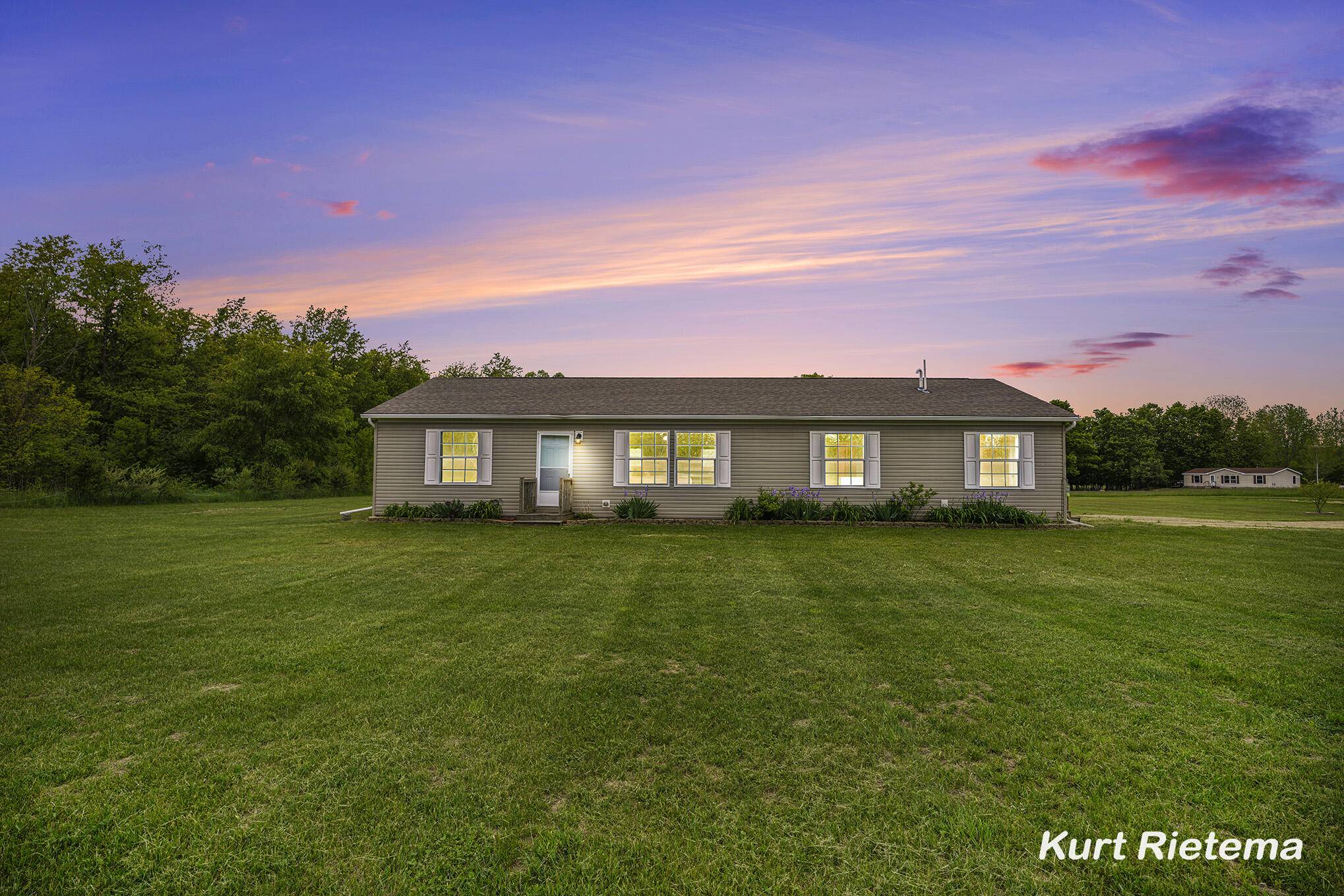 Grand Junction, MI 49056,532 48th Street