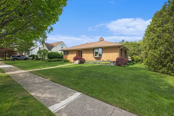 Grand Rapids, MI 49503,353 Alten NE Avenue