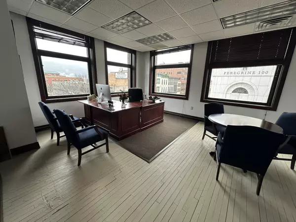 Kalamazoo, MI 49007,107 W Michigan Avenue #3