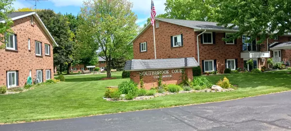 Hudsonville, MI 49426,5230 Southbrook Court #78