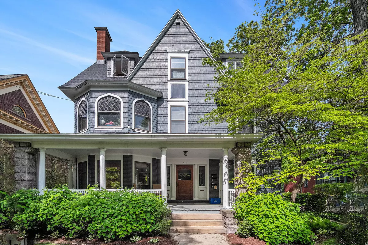 Grand Rapids, MI 49503,441 Madison SE Avenue