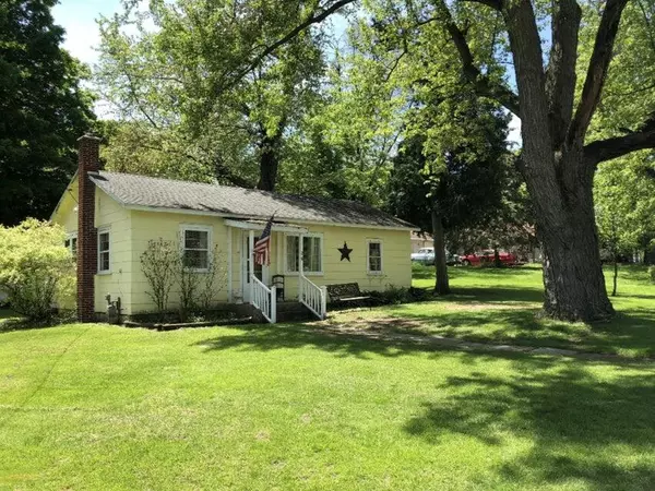 128 Marion Street, Hillsdale, MI 49242