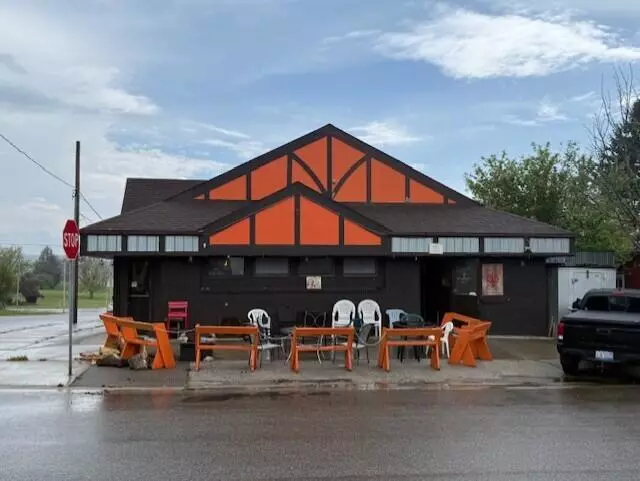 Ludington, MI 49431,1302 S Madison Street