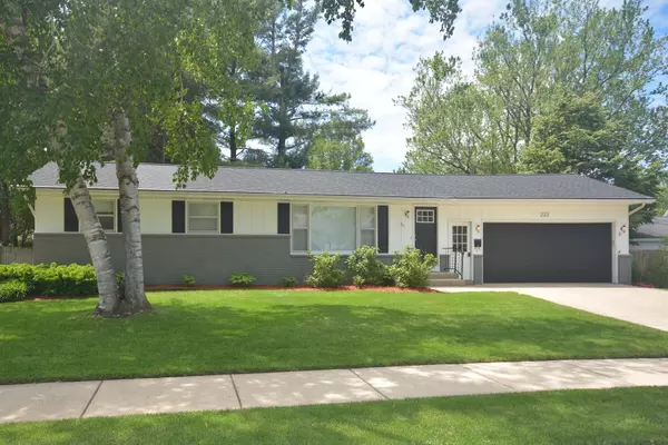 Zeeland, MI 49464,222 S Park Street