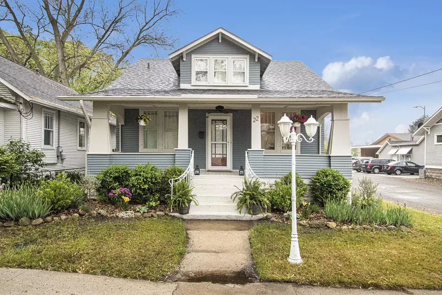 22 S Smith Street, New Buffalo, MI 49117