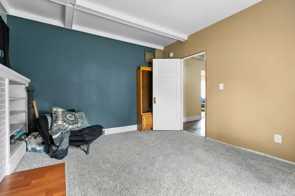 Bloomingdale, MI 49026,311 N Chestnut Street