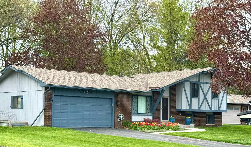 3671 Lido, Highland, MI 48356