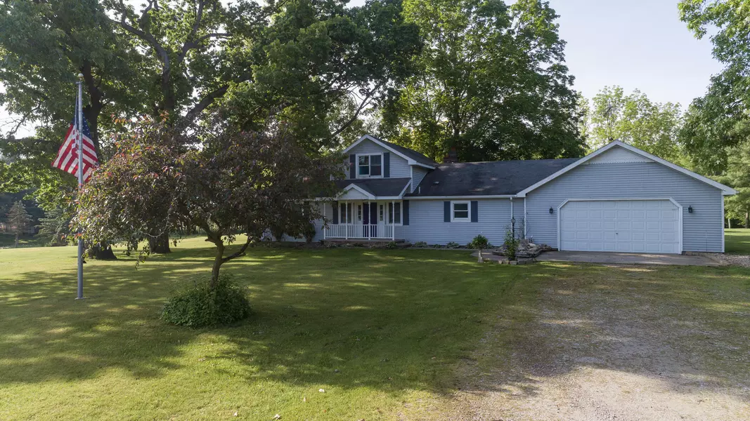 17223 Fawn River Road, White Pigeon, MI 49099