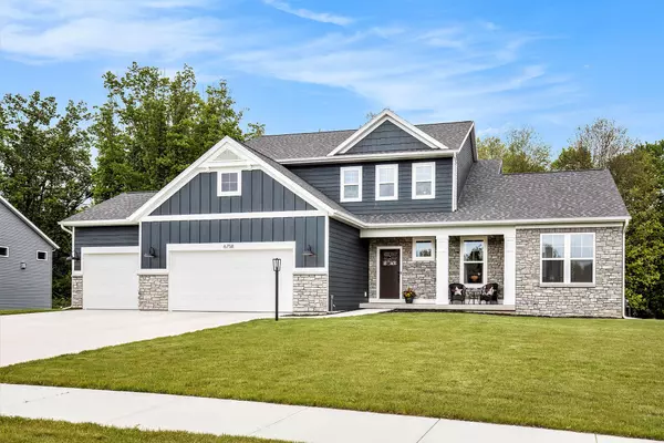 6758 Summer Meadows NE Court, Rockford, MI 49341