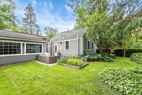 Ann Arbor, MI 48104,3172 Edgewood Drive