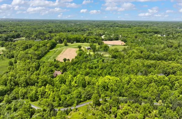 Ann Arbor, MI 48105,6319 Warren Court