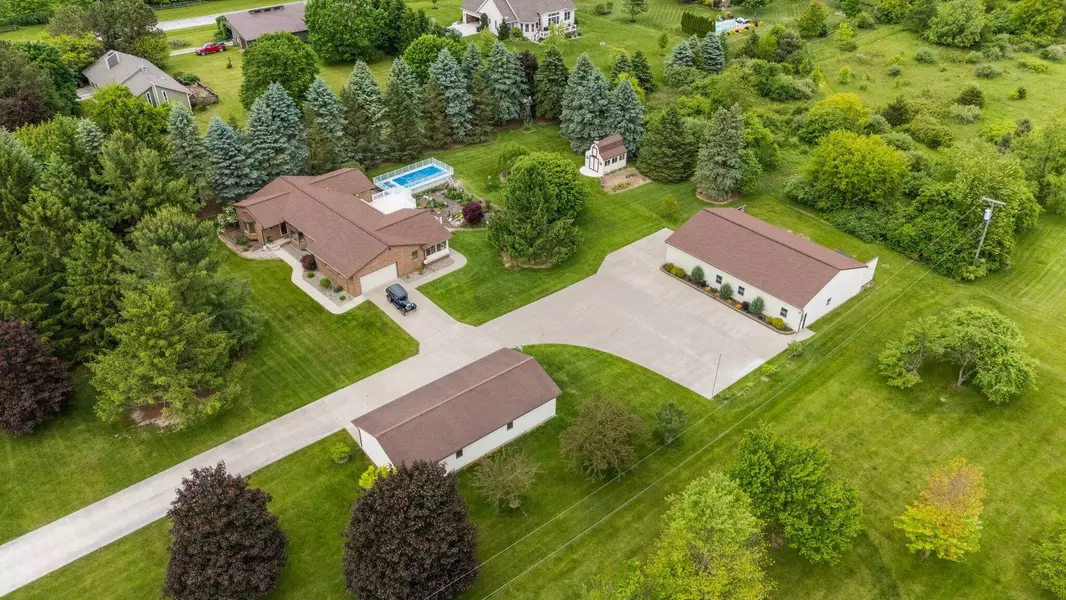 7373 Dell Road, Saline, MI 48176