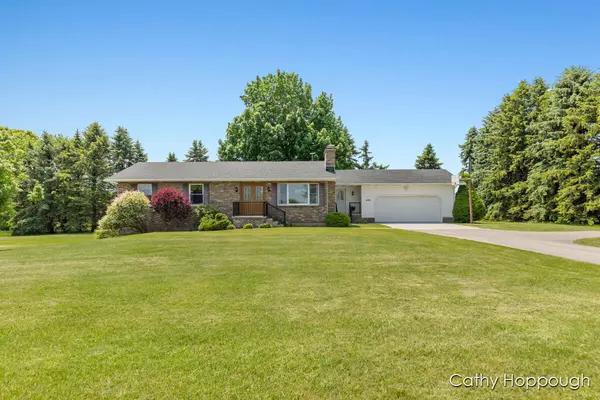 686 E Tuttle Road, Ionia, MI 48846