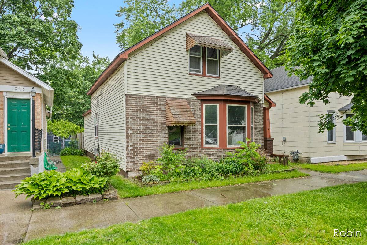 Grand Rapids, MI 49504,1032 White NW Avenue