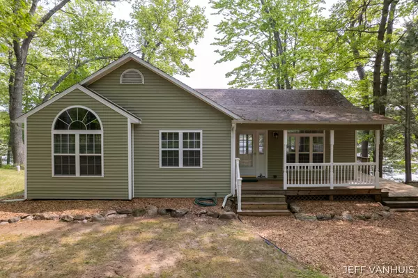 Baldwin, MI 49304,15021 S Star Lake Drive