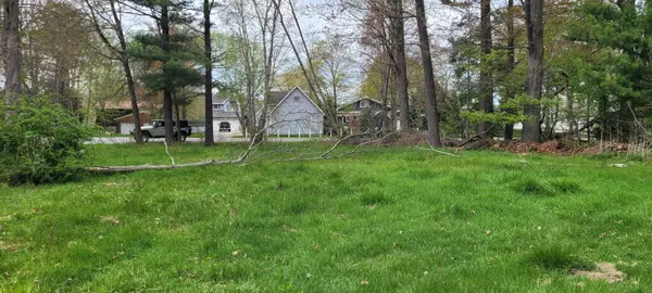 Pentwater, MI 49449,V/L Harbor Drive #Lot 102