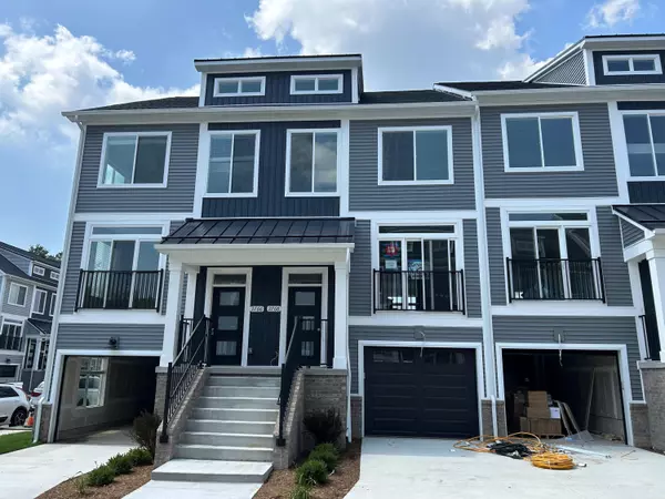 Ann Arbor, MI 48105,2768 Bristol Ridge Drive #33