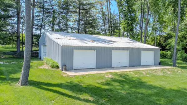 Sturgis, MI 49091,66109 Hideaway Lane