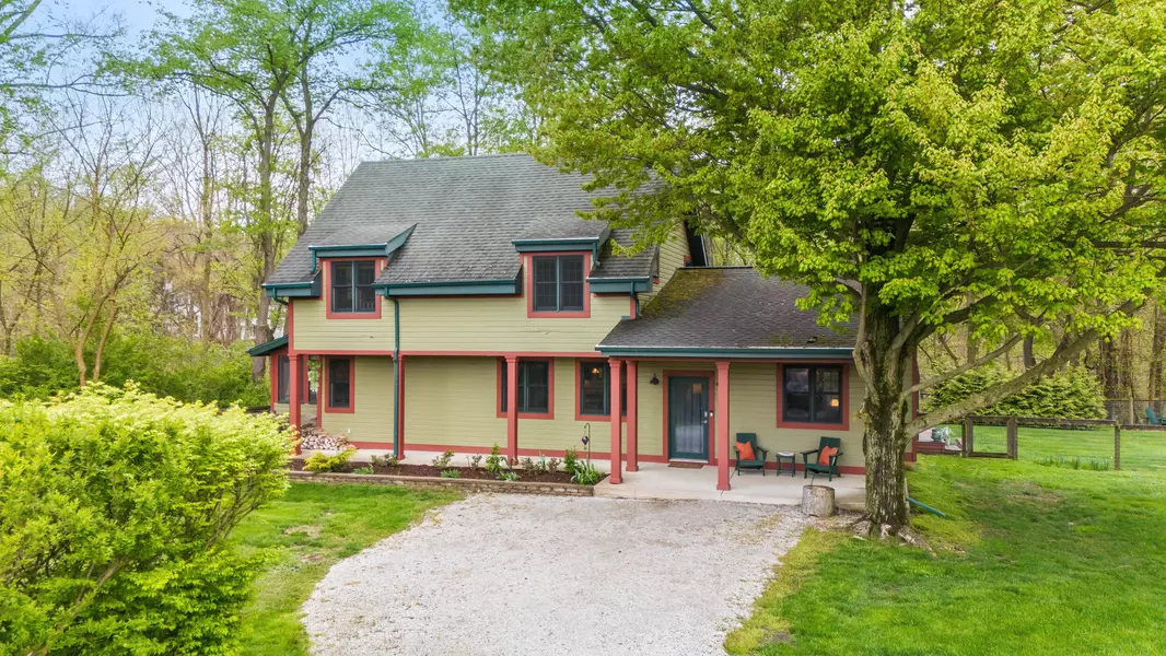 16434 S Basswood Road, Three Oaks, MI 49128