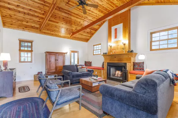 Three Oaks, MI 49128,16434 S Basswood Road