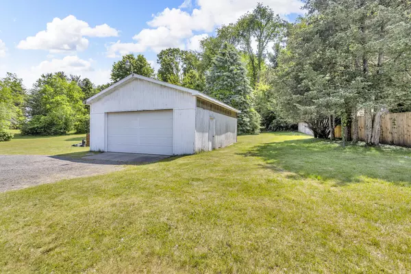 Jackson, MI 49201,6405 Seymour Road