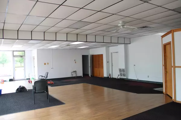 Portage, MI 49002,7940 S Sprinkle Road